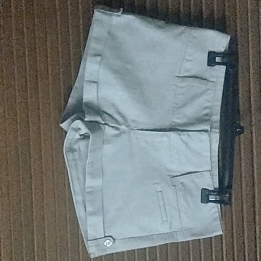 Guess shorts